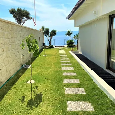 Located 3 Km From The Center Of Holiday home Cesme